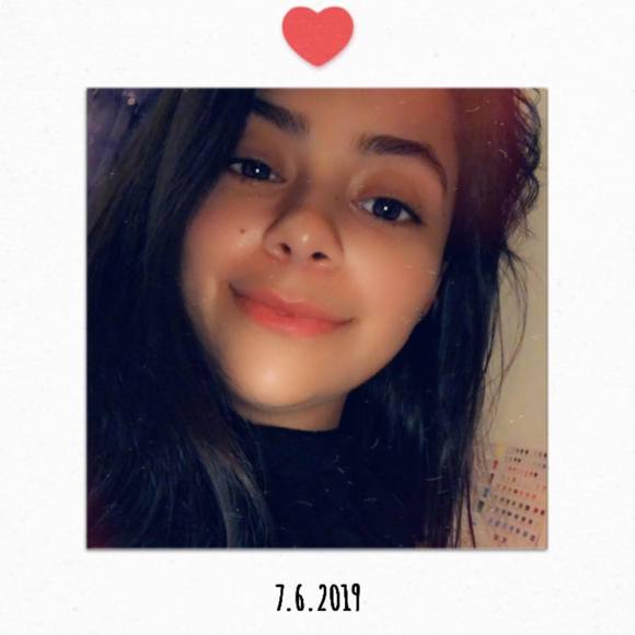 Meet your Posher, Crystal - Picture 1 of 1